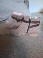 Nieuwe dames enkellaarsjes maat 38 Clarks laarzen, Beige, Lage of Enkellaarzen, Nieuw, Ophalen of Verzenden