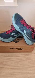 Saucony Trail women 40,5, Sport en Fitness, Loopsport en Atletiek, Ophalen of Verzenden, Nieuw, Hardloopschoenen, Saucony