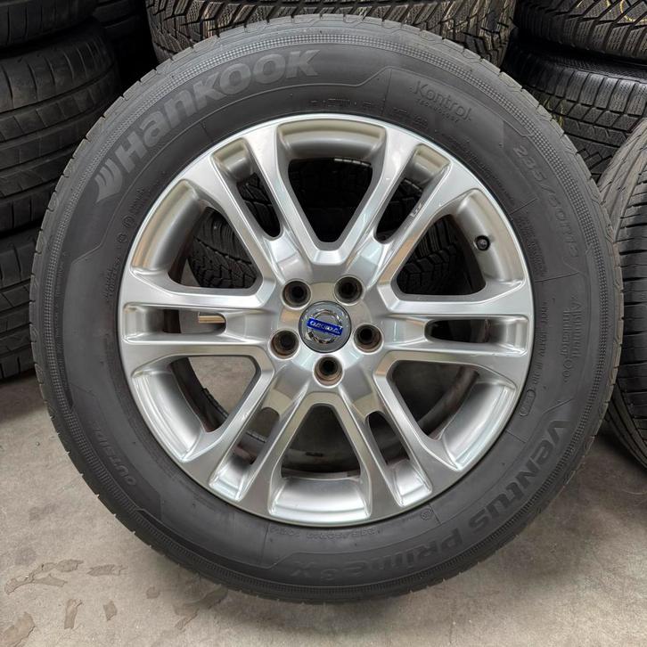 Volvo XC60 18 inch velgen / Origineel / zomerset, Auto-onderdelen, Banden en Velgen, Banden en Velgen, Zomerbanden, 18 inch, 235 mm