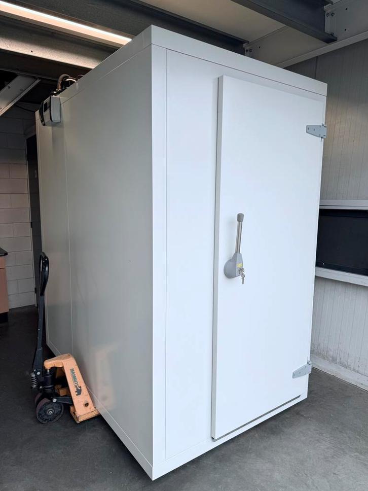 Koelcel  1.36x2.10.  ZGAN, Zakelijke goederen, Horeca | Keukenapparatuur, Koelen en Vriezen, Ophalen