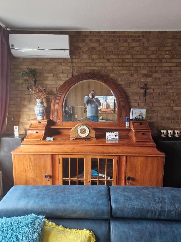 Antieke Eiken Kast met spiegel, Huis en Inrichting, Kasten | Buffetkasten, Ophalen