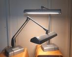 2 Dazor floating fixture lampen jaren 50 design, Huis en Inrichting, Lampen | Tafellampen, Gebruikt, 50 tot 75 cm, Industrieel design