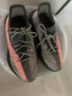 Yeezy 350, Ophalen of Verzenden, Zo goed als nieuw, Zwart