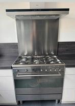 Smeg Gasfornuis met Oven - Vrijstaand, Gebruikt, 60 cm of meer, Gas, Draaiplateau