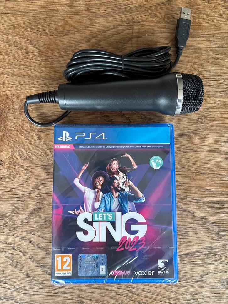 Let's Sing 2023 PS4 + Microfoon nieuw in folie, Spelcomputers en Games, Games | Sony PlayStation 4, Nieuw, Muziek, 3 spelers of meer