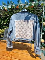 Nieuwe spijkerjas met wollen achterpand maat 42, Kleding | Dames, Jassen | Zomer, Ophalen of Verzenden, Nieuw, Maat 42/44 (L)
