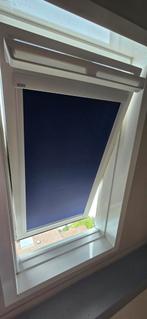 Donkerblauw verduisterd rolgordijn velux dakraam GGU-F06, Ophalen of Verzenden, Zo goed als nieuw, 50 tot 100 cm, Minder dan 100 cm