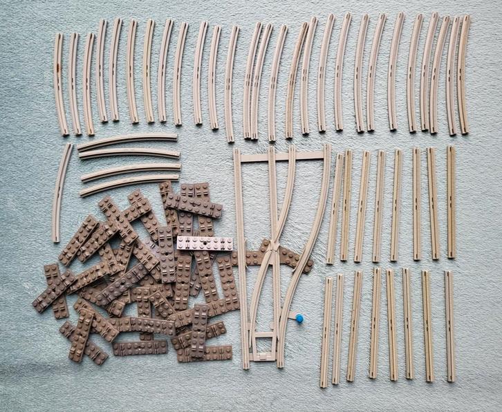 Lego trein 4,5 Volt grijze rails, wissel en bielzen., Kinderen en Baby's, Speelgoed | Duplo en Lego, Gebruikt, Lego, Complete set