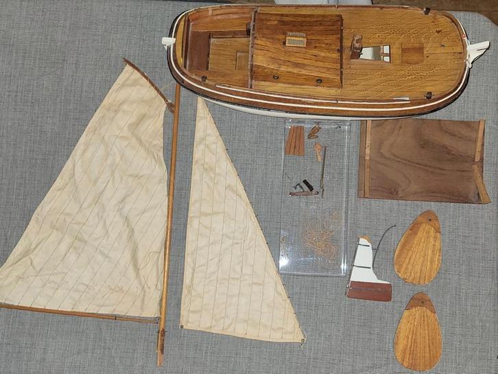 Modelbouw Schip
Boeier Houten model
., Hobby en Vrije tijd, Modelbouw | Boten en Schepen, Gebruikt, Ophalen of Verzenden