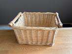 Rieten mand met houten hengsels, Ophalen, Gebruikt, Mand, Riet