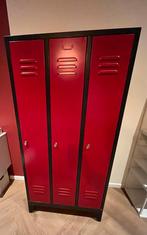 Rode metalen locker kast - 3 deuren, Huis en Inrichting, Ophalen, Nieuw