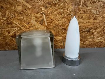 Twee IKEA Tafellampen, o.a. Iviken Ice Cube beschikbaar voor biedingen