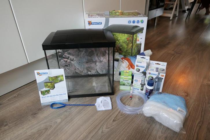 Aquarium - Superfish start 30 (compleet en zeer netjes), Dieren en Toebehoren, Vissen | Aquaria en Toebehoren, Zo goed als nieuw