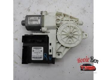 Raammotor Portier van een Volkswagen Tiguan beschikbaar voor biedingen