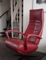 Sta op stoel zo goed als nieuw, Huis en Inrichting, Fauteuils, Ophalen, Zo goed als nieuw, 50 tot 75 cm, Leer