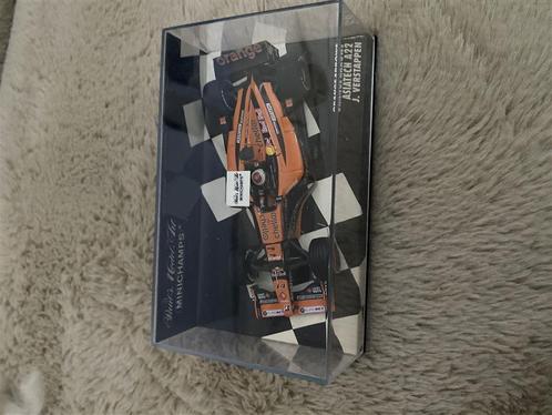 Minichamps Jos Verstappen orange arrows asiatech A22 [ 58 ], Hobby en Vrije tijd, Modelauto's | 1:43, Zo goed als nieuw, Auto