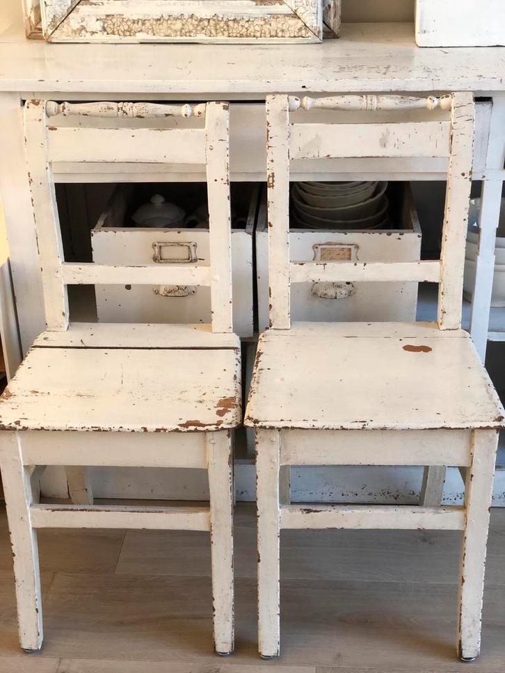Set van 2 oude Franse brocante stoelen, Antiek en Kunst, Antiek | Meubels | Stoelen en Banken, Ophalen