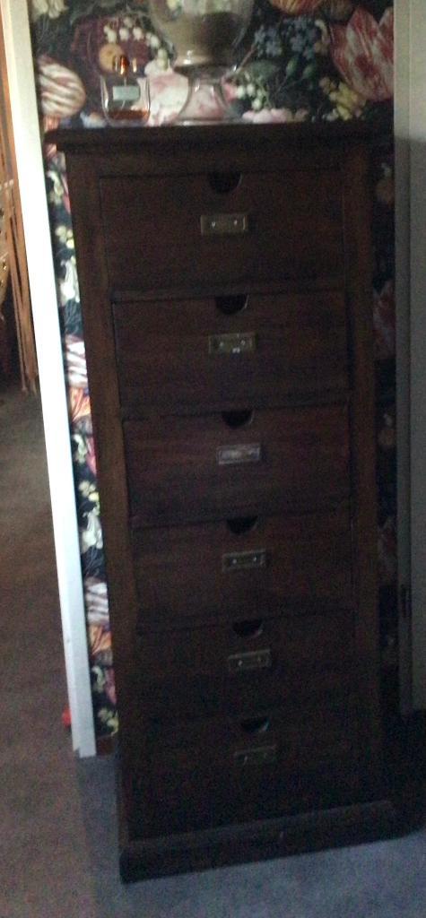 Ladekast met metalen details, Antiek en Kunst, Antiek | Meubels | Kasten, Ophalen