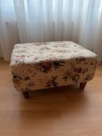 Voetenbankje / poefje, Ophalen, Minder dan 50 cm, Minder dan 50 cm, Zo goed als nieuw