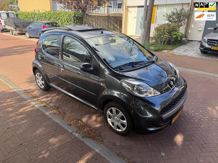 Peugeot 107 Tweede eigenaar / Airco / Open dak / 5 deurs / L, Auto's, Peugeot, Bedrijf, Te koop, ABS, Airbags, Airconditioning
