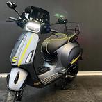Vespa sprint exclusive, Ophalen, Zo goed als nieuw, Benzine