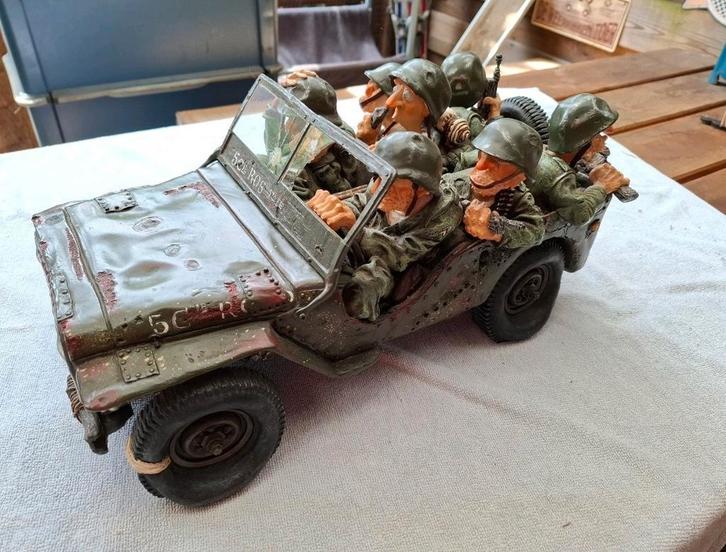 Jeep Model 'Tour of Duty' Diorama, Hobby en Vrije tijd, Modelbouw | Auto's en Voertuigen, Gebruikt, Auto, Groter dan 1:32, Overige merken