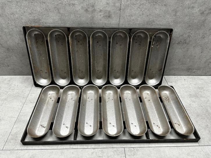 Oude pistolet bakblikken - decoratie - N3399, Huis en Inrichting, Woonaccessoires | Overige, Ophalen of Verzenden