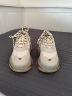 Balenciaga triple s - Beige, Balenciaga, Beige, Nieuw, Ophalen of Verzenden