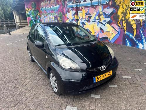Toyota Aygo 1.0-12V + apk juni 2026 met 230 dkm nap. Bluetoo, Auto's, Toyota, Bedrijf, Te koop, Aygo, ABS, Airbags, Centrale vergrendeling