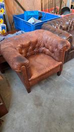 Antieke lederen Chesterfield fauteuil, Antiek en Kunst, Antiek | Meubels | Stoelen en Banken, Ophalen