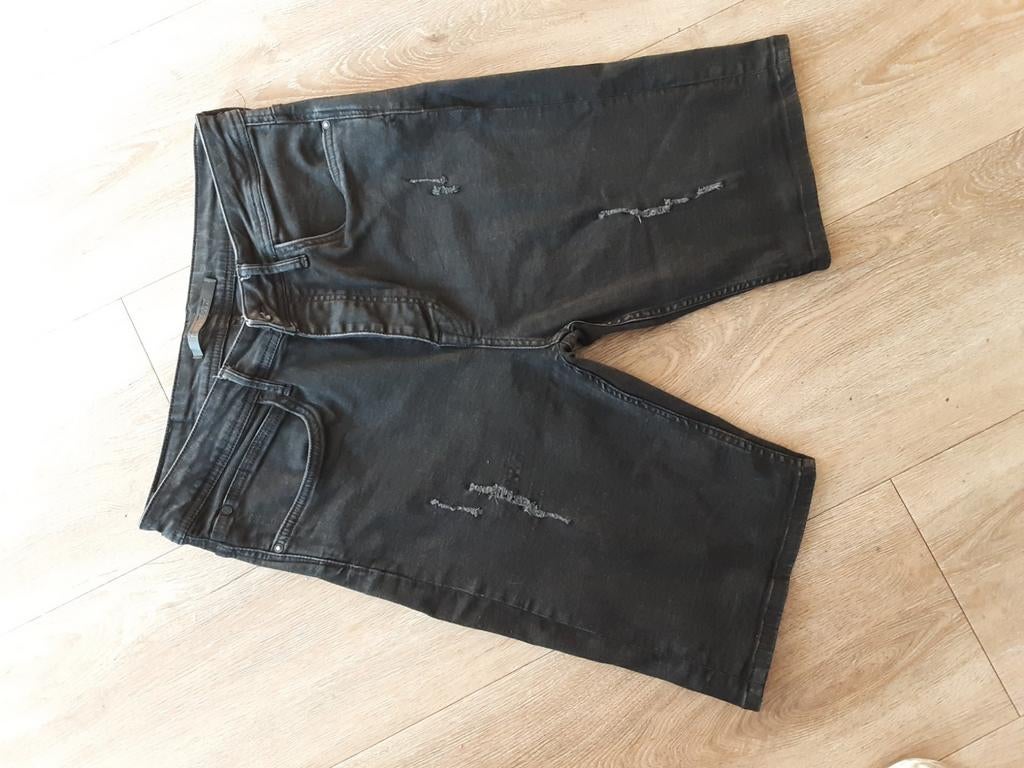 BROEK   kort     ASHES   TO    DUST      MAAT    L., Ophalen of Verzenden, Zo goed als nieuw, Blauw, W32 (confectie 46) of kleiner
