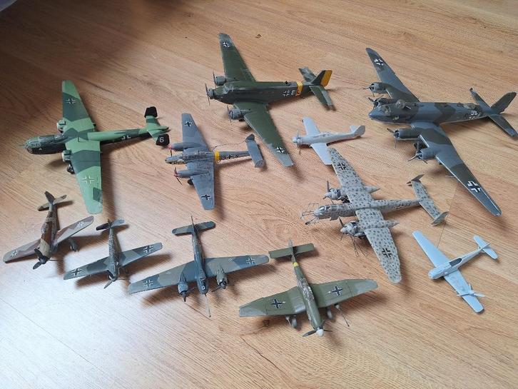 1:72 1/72 Gebouwde WO2 Duitse vliegtuigen, Hobby en Vrije tijd, Modelbouw | Vliegtuigen en Helikopters, Zo goed als nieuw, Vliegtuig