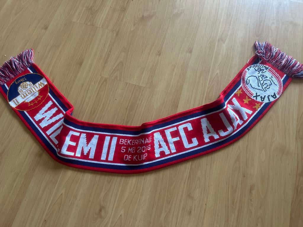 Unieke Willem II - Ajax sjaal, bekerfinale 2019, Ophalen of Verzenden, Nieuw, Overige maten, Sjaal