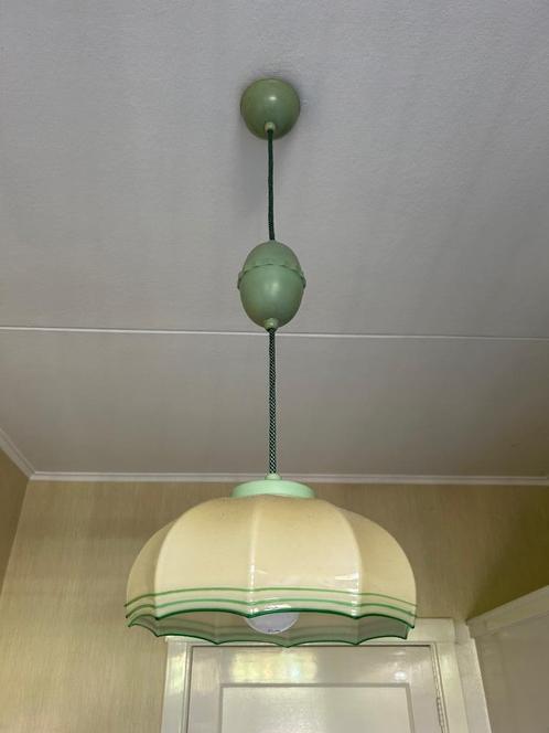 Vintage Glazen groene hanglamp, Huis en Inrichting, Lampen | Hanglampen, Gebruikt, 50 tot 75 cm, Glas, Kunststof, Ophalen