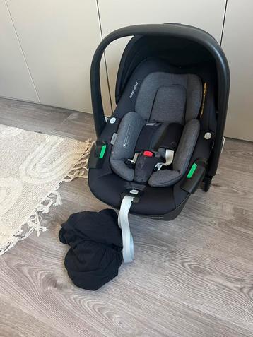 Maxi cosi baby autostoel met base (isofix) beschikbaar voor biedingen