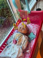 Baby pop / baby bedje met accessoires, Verzamelen, Poppen, Ophalen, Gebruikt, Babypop