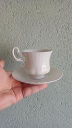Royal Albert "Reverie" kop en schotel, Antiek en Kunst, Antiek | Servies los, Ophalen of Verzenden