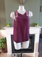 American Eagle shirt top M 38 40 plisse bordeaux gratis verz, Maat 38/40 (M), American Eagle, Overige kleuren, Verzenden