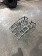 Nette Auto Oprijbokken - Set, Ophalen, Zo goed als nieuw