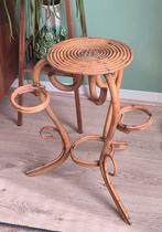 Vintage bamboe plantentafeltje, Huis en Inrichting, Minder dan 55 cm, Gebruikt, Hout, Ophalen