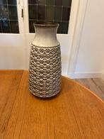 Vintage Witte/grijze vaas keramiek West Germany, Huis en Inrichting, Woonaccessoires | Vazen, Gebruikt, Wit, Aardewerk of Porselein