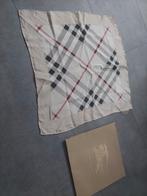 Origineel burberry zijden  sjaaltje  knoopsjaaltje, Kleding | Dames, Gedragen, Ophalen of Verzenden