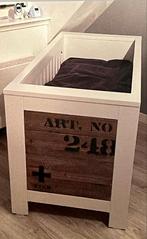 Stoere complete babykamer – Kast, commode en ledikant, Kinderen en Baby's, Kinderkamer | Complete kinderkamers, Ophalen, Gebruikt