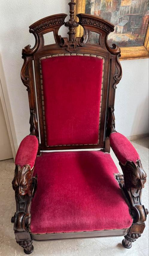 Prachtige Kasteel fauteuil, Antiek en Kunst, Antiek | Meubels | Stoelen en Banken, Ophalen of Verzenden