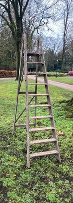 Oude houten trap, Ophalen, Zo goed als nieuw, Minder dan 2 meter