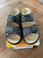 Slippers met klittenband, Slippers, Zwart, Nieuw, Ophalen of Verzenden