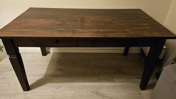 Koloniale eettafel 'opknappertje'. beschikbaar voor biedingen