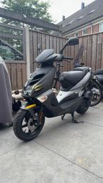 Aprilia sr50 (2002), Fietsen en Brommers, Ophalen, Tweetakt, Maximaal 45 km/u, SR 50