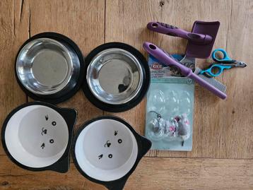 Diverse kattenspullen beschikbaar voor biedingen