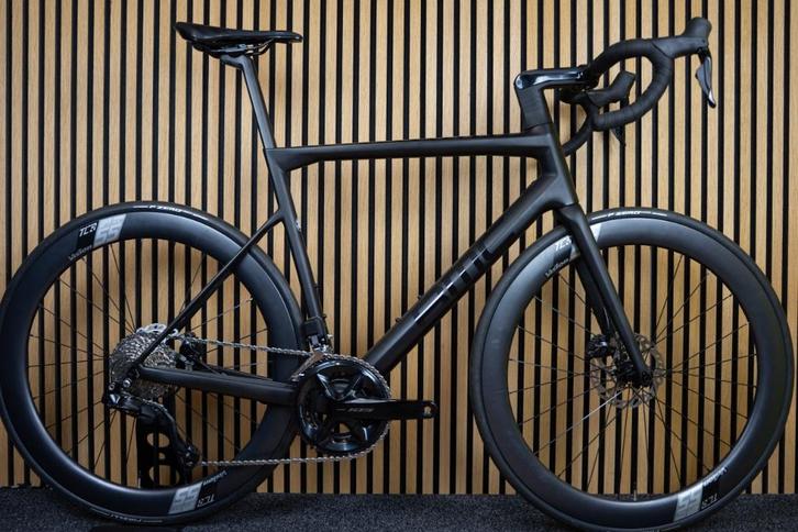 BMC Teammachine SLR01 DISC Maat 56 *NIEUW*€3000 KORTING!!!, Fietsen en Brommers, Fietsen | Racefietsen, Nieuw, Meer dan 20 versnellingen
